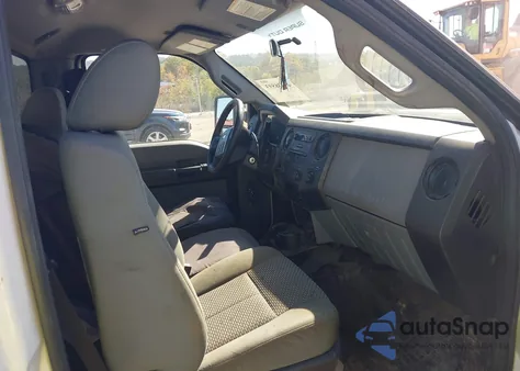 2013 Ford F-250 Xl z USA, uszkodzony, nr VIN 1FDBF2A63DEA86835